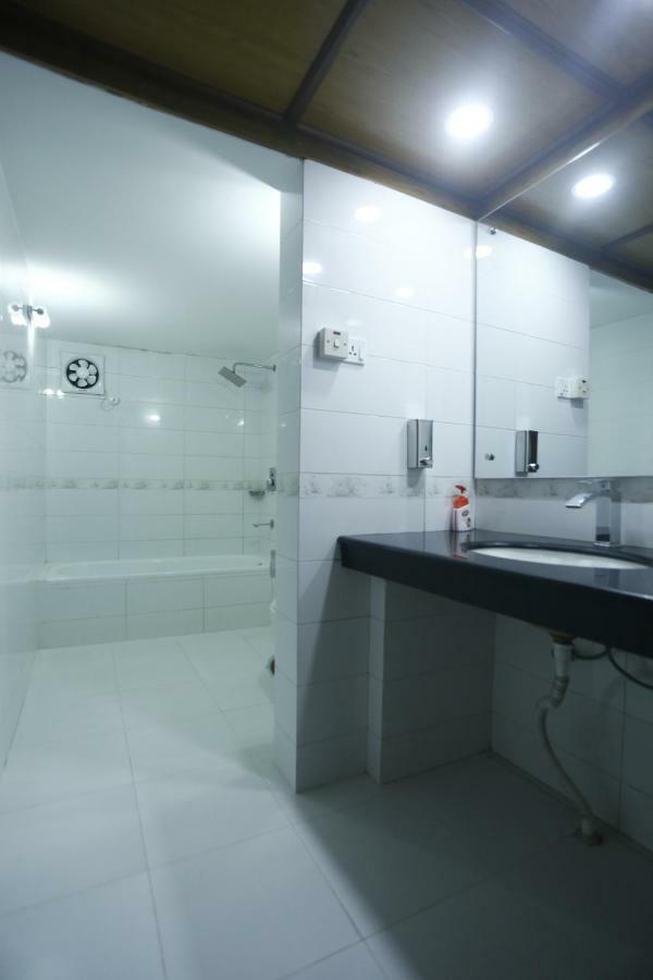 Hotel Garden Inn Sylhet Buitenkant foto